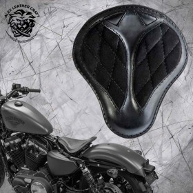 Solo Sitz + Montage Kit Harley Davidson Sportster 04-22 "Kurz" Samt Schwarz Rautenmuster