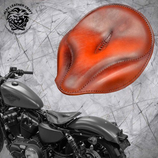 Solo Sitz + Montage Kit Harley Davidson Sportster 04-20 "Oldtimer" Helles Tan