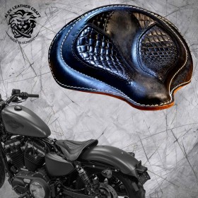 Solo Sitz + Montage Kit Harley Davidson Sportster 04-22 "Spider" Kroko Vintage Schwarz