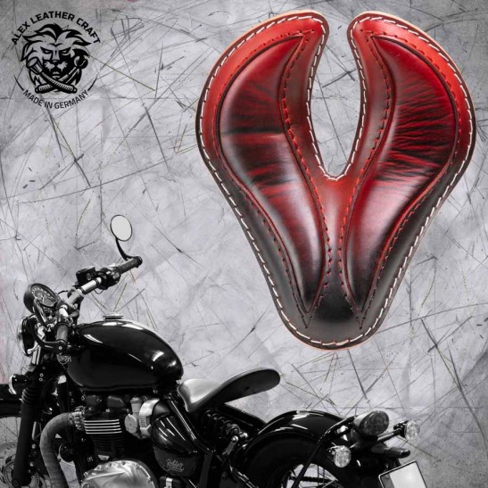 Triumph Bonneville Bobber Selle de 2016 "King Cobra" Rouge