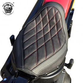 Seat for Harley Street Bob, Slim, Heritage, Deluxe 18-24 Black Velvet Diamond