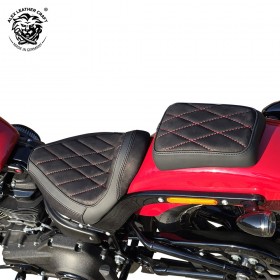 Sitz + sozius sitzpad für Harley Street Bob 114, Softail Standard 21-24 Samt Schwarz Rautenmuster