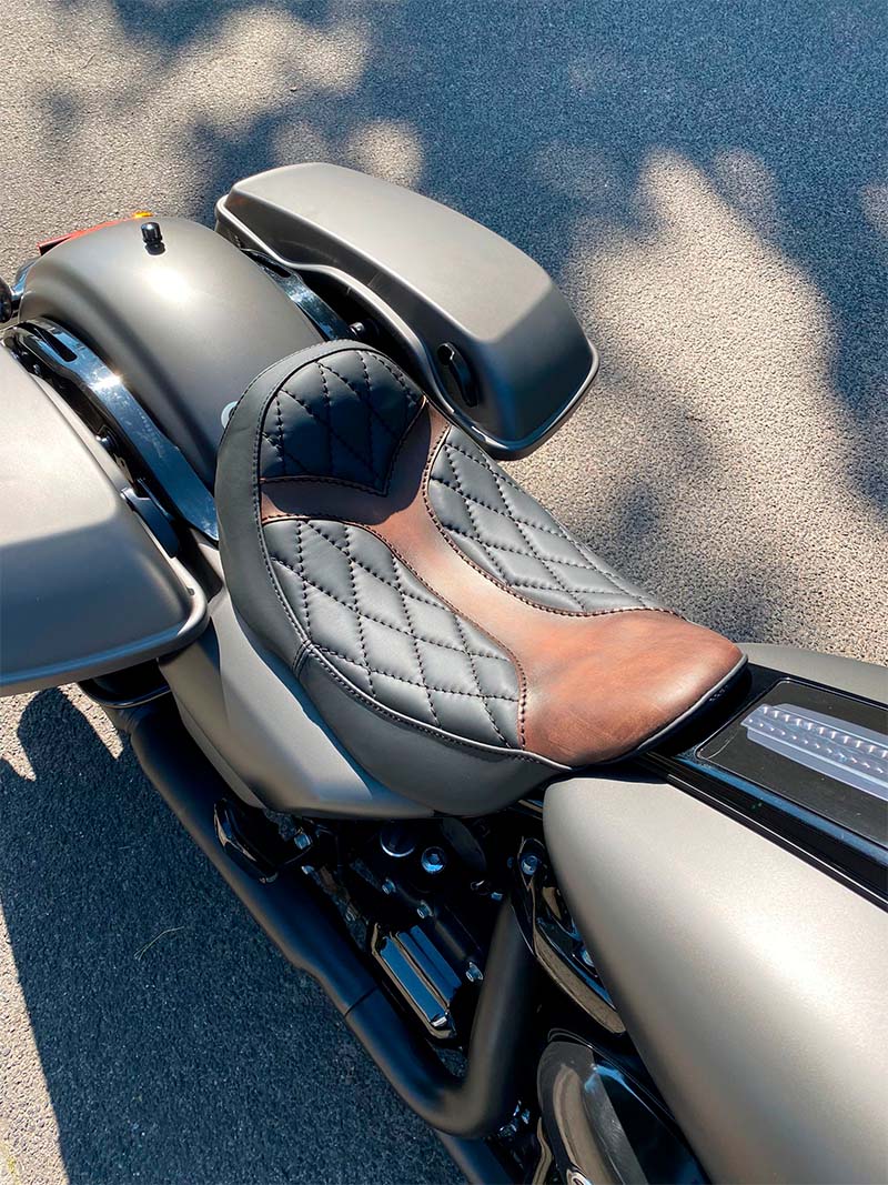 ハーレー　ツーリングモデル　シングルシート 楽天市場】バイクシート カスタム 2014・2017年 ハーレー