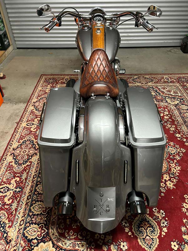 バイク　ハーレー　本革シート ソロシート 本革シート バイクシート ハーレーシート 大型